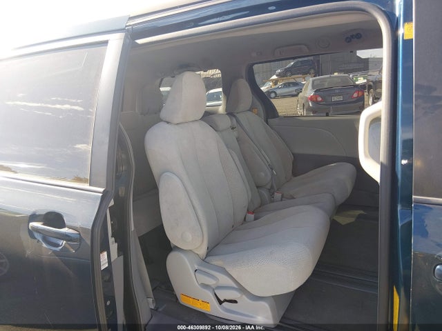 Aukcja sprzedaży 2012 Toyota Sienna Le V6 8 Passenger, vin: 5TDKK3DCXCS253286, numer aukcji: 46309892