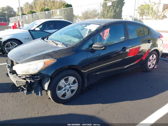 KIA FORTE LX 2016 KNAFK4A60G5587583 Image 2