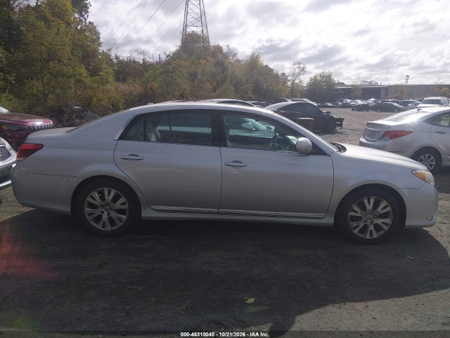 46310040 :رقم المزاد ، 4T1BK3DB2BU389683 vin ، 2011 Toyota Avalon مزاد بيع
