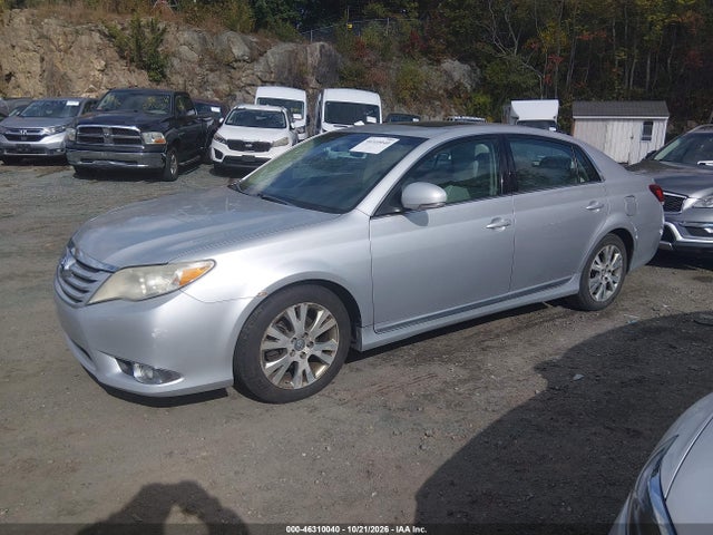 46310040 :رقم المزاد ، 4T1BK3DB2BU389683 vin ، 2011 Toyota Avalon مزاد بيع