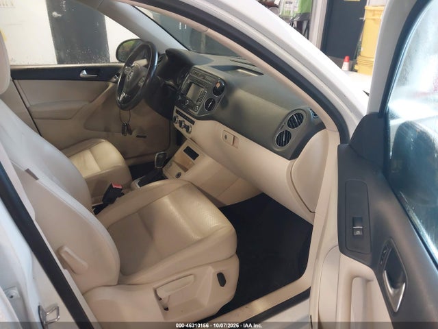 46310156 :رقم المزاد ، WVGAV7AX2FW559173 vin ، 2015 Volkswagen Tiguan Sel مزاد بيع