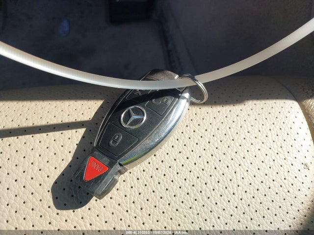 2014 Mercedes-benz C 300 Sport 4matic მანქანა იყიდება აუქციონზე, vin: WDDGF8AB7EA942811, აუქციონის ნომერი: 46310253