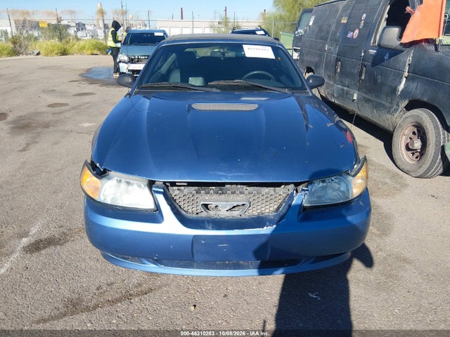 2000 Ford Mustang მანქანა იყიდება აუქციონზე, vin: 1FAFP4449YF266531, აუქციონის ნომერი: 46310283