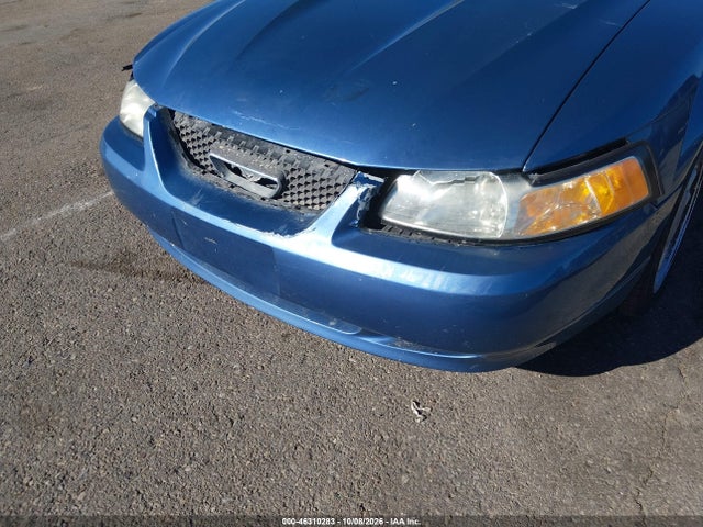 2000 Ford Mustang მანქანა იყიდება აუქციონზე, vin: 1FAFP4449YF266531, აუქციონის ნომერი: 46310283