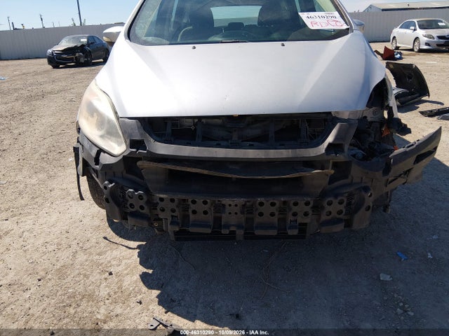 46310290 :رقم المزاد ، 1FADP5AU8FL117611 vin ، 2015 Ford C-max Hybrid Se مزاد بيع