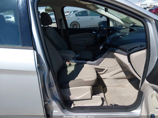 46310290 :رقم المزاد ، 1FADP5AU8FL117611 vin ، 2015 Ford C-max Hybrid Se مزاد بيع