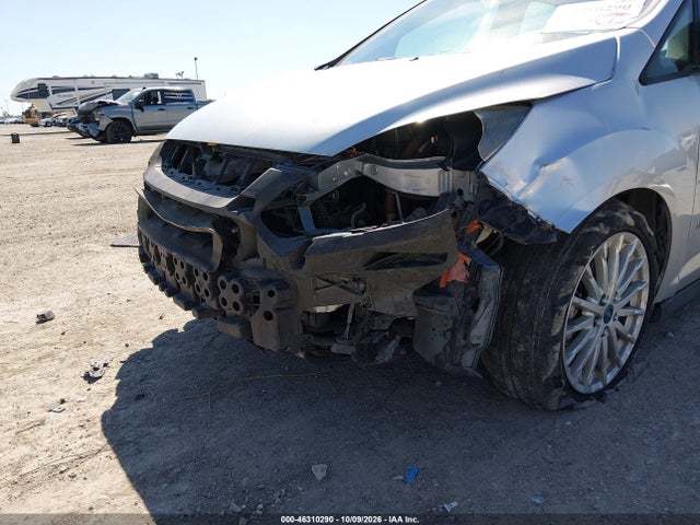 46310290 :رقم المزاد ، 1FADP5AU8FL117611 vin ، 2015 Ford C-max Hybrid Se مزاد بيع