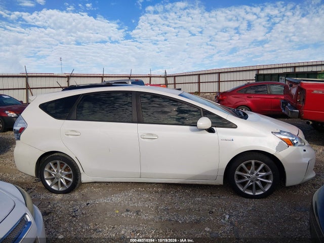 2014 Toyota Prius V Five მანქანა იყიდება აუქციონზე, vin: JTDZN3EU2E3311795, აუქციონის ნომერი: 46310394