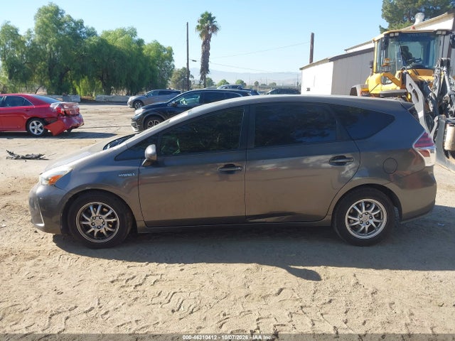 Toyota Prius V Four 2015 JTDZN3EU4FJ026951 Image 14