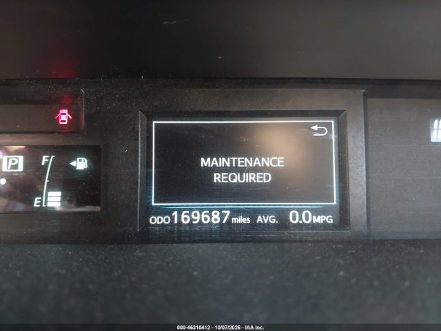 Toyota Prius V Four 2015 JTDZN3EU4FJ026951 Image 15