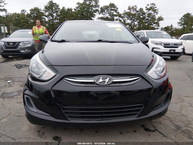 2017 Hyundai Accent Se მანქანა იყიდება აუქციონზე, vin: KMHCT4AE8HU327168, აუქციონის ნომერი: 46310472
