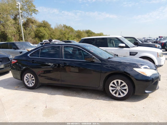 2017 Toyota Camry Le მანქანა იყიდება აუქციონზე, vin: 4T1BF1FK7HU639398, აუქციონის ნომერი: 46310473