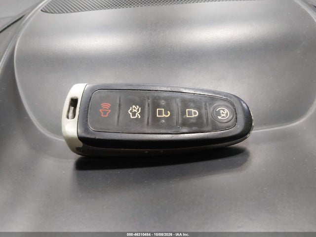 Продаж на аукціоні авто 2019 Ford Escape Se, vin: 1FMCU9GD0KUB10505, номер лоту: 46310484