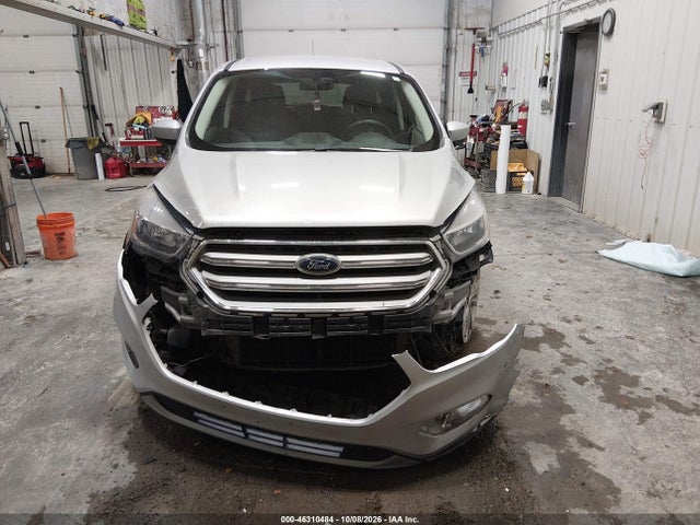 Продаж на аукціоні авто 2019 Ford Escape Se, vin: 1FMCU9GD0KUB10505, номер лоту: 46310484