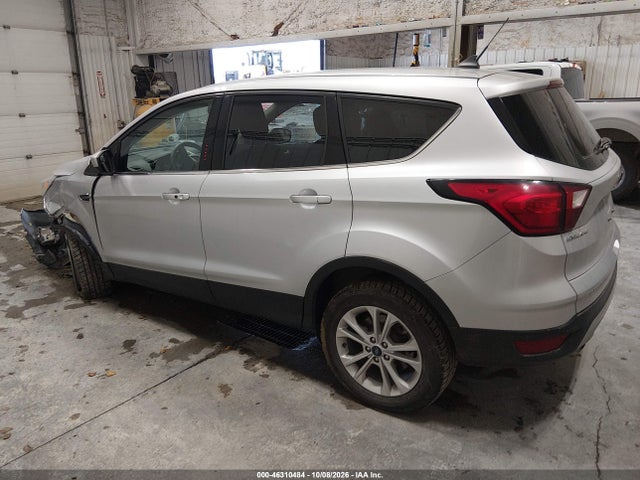 Продаж на аукціоні авто 2019 Ford Escape Se, vin: 1FMCU9GD0KUB10505, номер лоту: 46310484