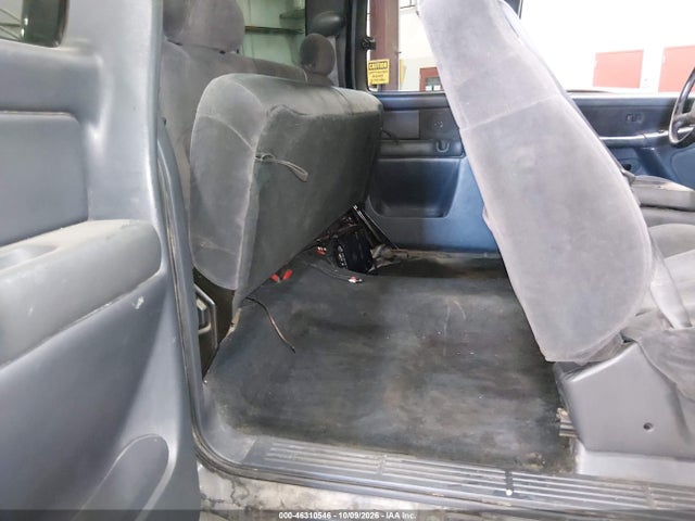 2001 Chevrolet Silverado 1500 Ls მანქანა იყიდება აუქციონზე, vin: 2GCEC19TX11206156, აუქციონის ნომერი: 46310546