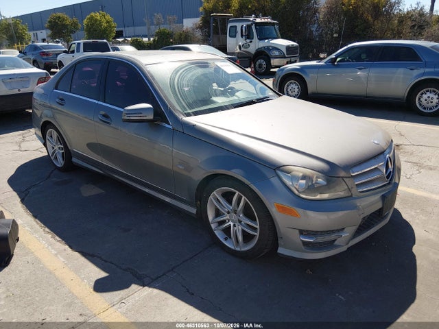 Aukcja sprzedaży 2012 Mercedes-benz C 250 Sport, vin: WDDGF4HB1CR217878, numer aukcji: 46310563