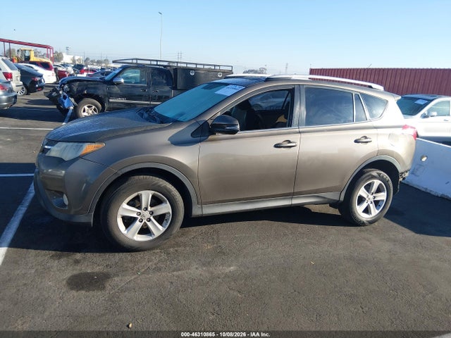 Toyota Rav4 Xle 2014 JTMWFREV1ED030593 Image 15
