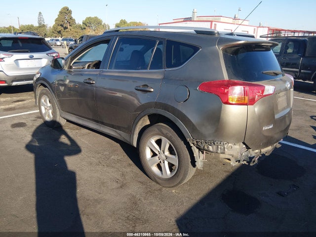 Toyota Rav4 Xle 2014 JTMWFREV1ED030593 Image 3