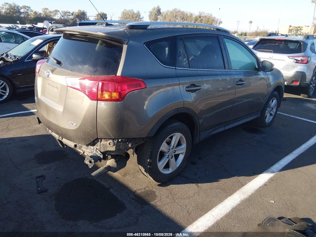 Toyota Rav4 Xle 2014 JTMWFREV1ED030593 Image 4