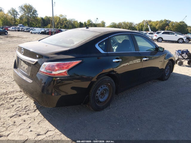 Продажа на аукционе авто 2015 Nissan Altima 2.5 S, vin: 1N4AL3AP1FN372554, номер лота: 46310889