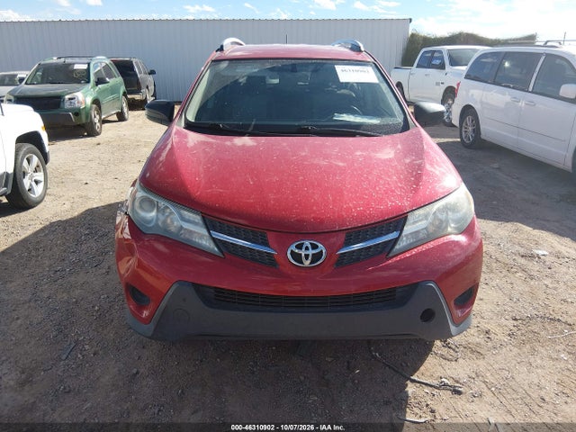 JTMZFREV9FJ039431 Toyota RAV4 LE