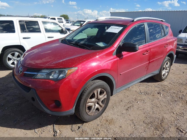 JTMZFREV9FJ039431 Toyota RAV4 LE