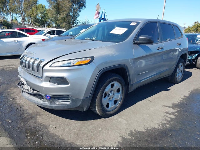 1C4PJLAB5FW660831 Jeep Cherokee Sport
