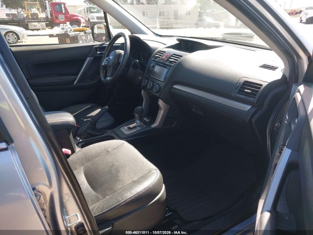 Subaru Forester 2.5i Touring 2014 JF2SJAMC0EH509760 Image 5