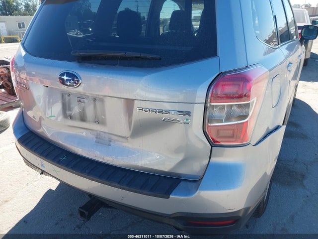 Subaru Forester 2.5i Touring 2014 JF2SJAMC0EH509760 Image 6