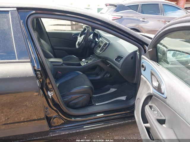 Chrysler 200 S 2015 1C3CCCBB3FN673658 Image 5