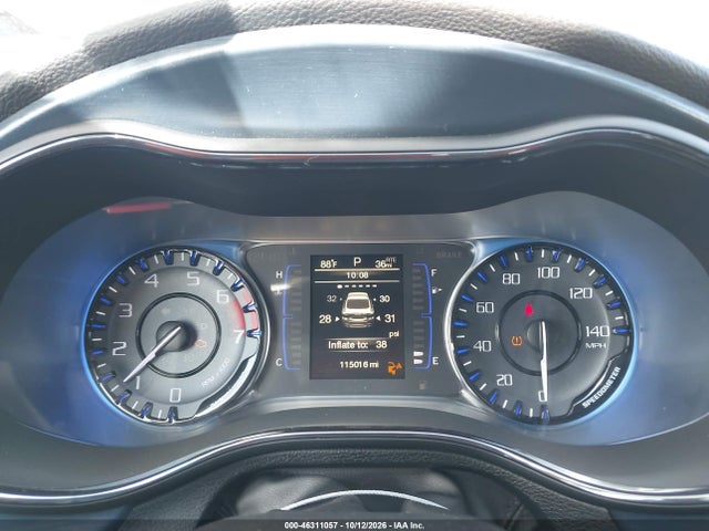 Chrysler 200 S 2015 1C3CCCBB3FN673658 Image 7