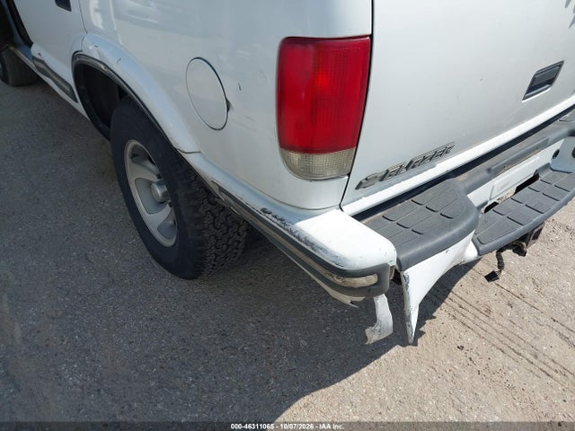 Aukcja sprzedaży 1998 Chevrolet Blazer Lt, vin: 1GNCS13W7W2244097, numer aukcji: 46311065