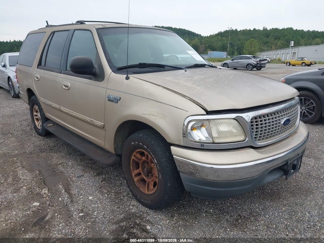 46311099 :رقم المزاد ، 1FMRU17L3XLB64090 vin ، 1999 Ford Expedition Eddie Bauer/xlt مزاد بيع