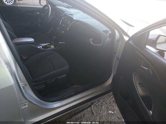 1G1ZE5ST4HF223740 Chevrolet MALIBU 1LT