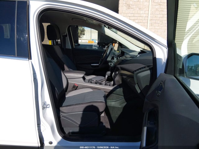 Ford ESCAPE SE 2017 1FMCU9GD1HUE18498 Image 5