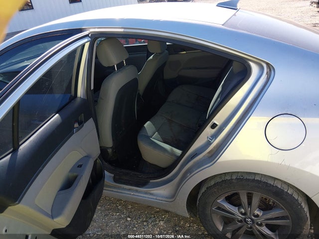 46311202 :رقم المزاد ، 5NPD84LF5HH042468 vin ، 2017 Hyundai Elantra Se مزاد بيع