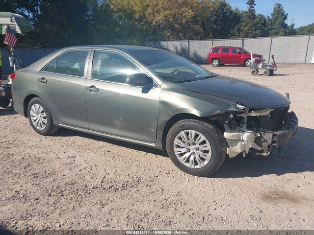 46311271 :رقم المزاد ، 4T4BF1FK0CR256336 vin ، 2012 Toyota Camry Le مزاد بيع