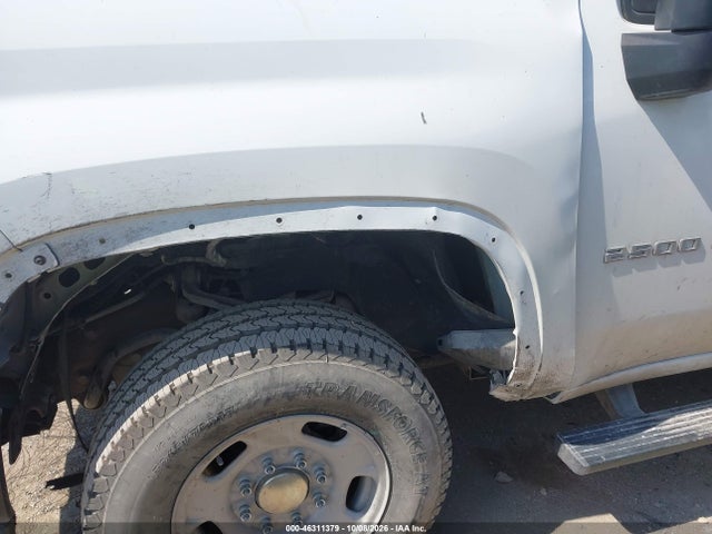 1GC1YLEY9MF296622 Chevrolet Silverado 2500hd 4wd Long Bed Wt