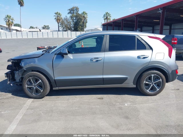 KIA NIRO LX 2023 KNDCP3LE3P5096530 Image 14
