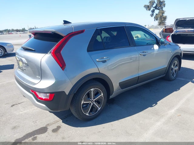 KIA NIRO LX 2023 KNDCP3LE3P5096530 Image 4