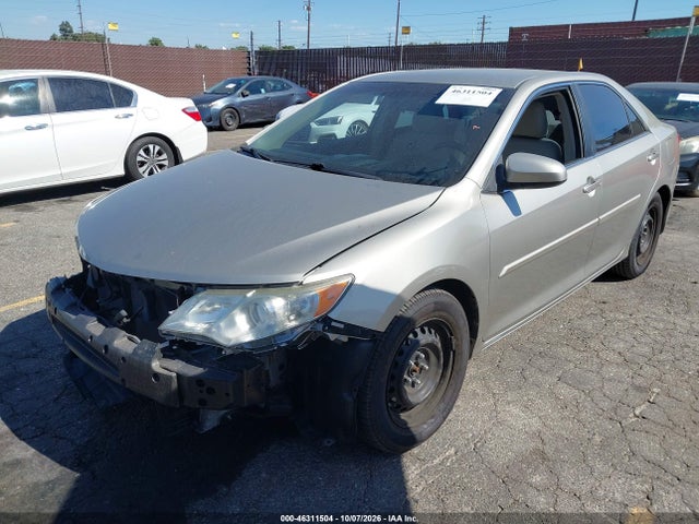 Toyota CAMRY LE 2014 4T4BF1FK2ER379431 Image 2