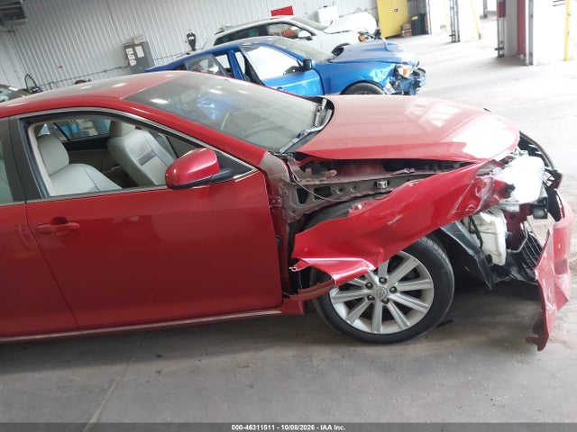 46311511 :رقم المزاد ، 4T1BK1FK3CU501975 vin ، 2012 Toyota Camry Xle V6 مزاد بيع