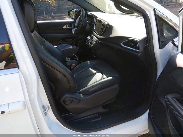 Продаж на аукціоні авто 2025 Chrysler Pacifica Select, vin: 2C4RC1BG7SR614776, номер лоту: 46311675