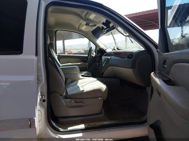 Auction sale of the 2007 Chevrolet Suburban 1500 Lt, vin: 3GNFK16387G101876, lot number: 46311702