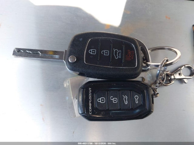 Aukcja sprzedaży 2017 Hyundai Santa Fe Se, vin: KM8SM4HF4HU236664, numer aukcji: 46311756