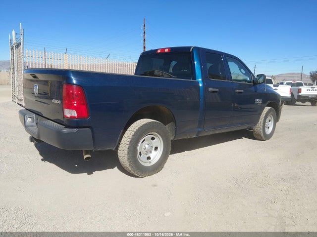1C6RR7FG1LS137944 RAM 1500 Classic Tradesman 4x4 6&#039;4 Box