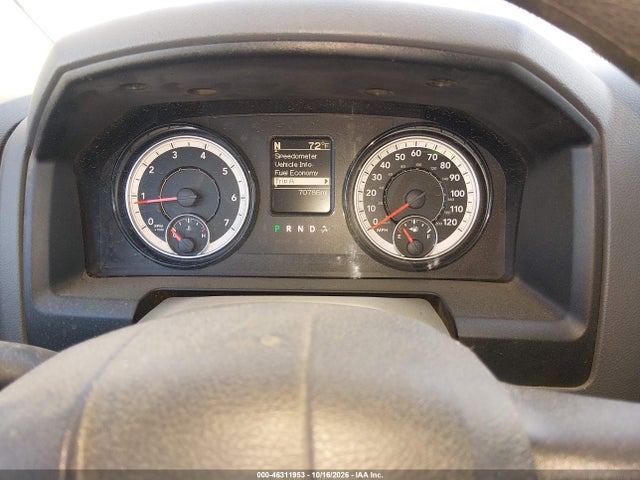 1C6RR7FG1LS137944 RAM 1500 Classic Tradesman 4x4 6&#039;4 Box
