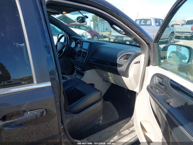 2C4RDGCG4HR717208 Dodge Grand Caravan Sxt
