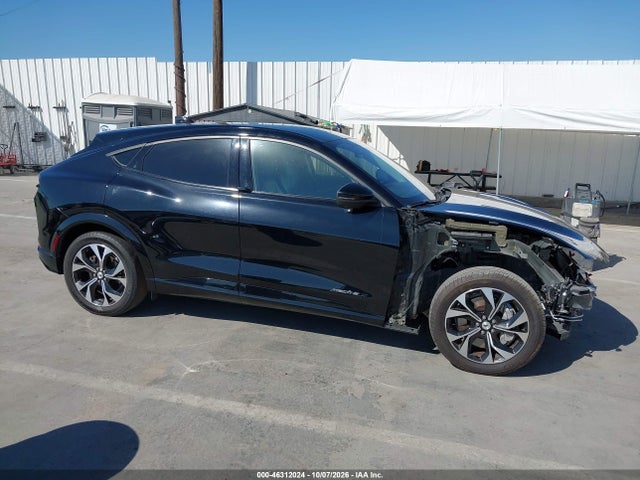 2022 Ford Mustang Mach-e Premium მანქანა იყიდება აუქციონზე, vin: 3FMTK3R70NMA11640, აუქციონის ნომერი: 46312024